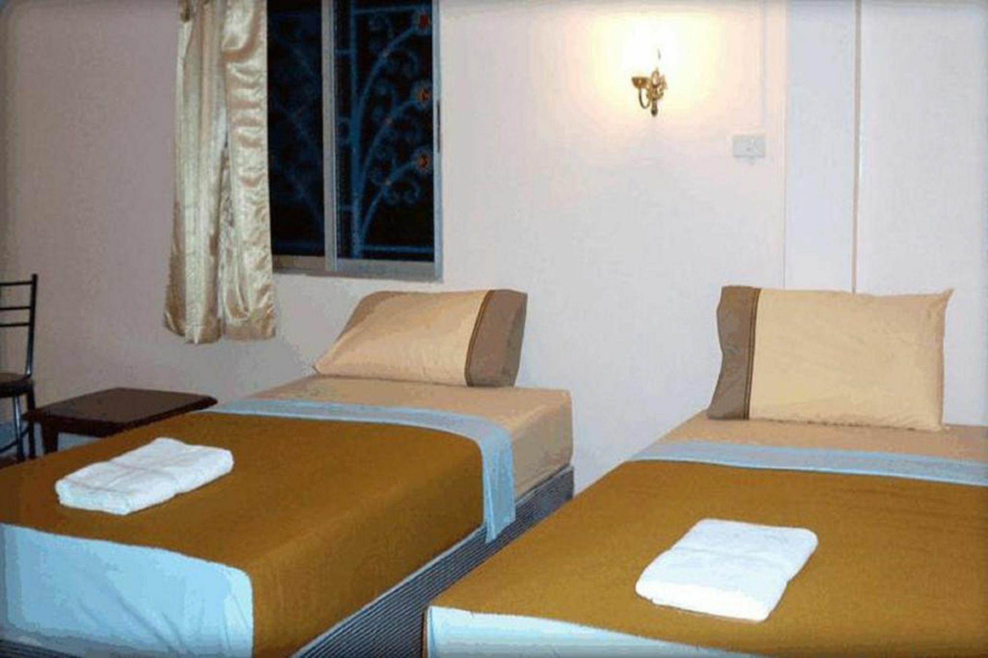 D'S Corner & Guesthouse Phuket Eksteriør bilde